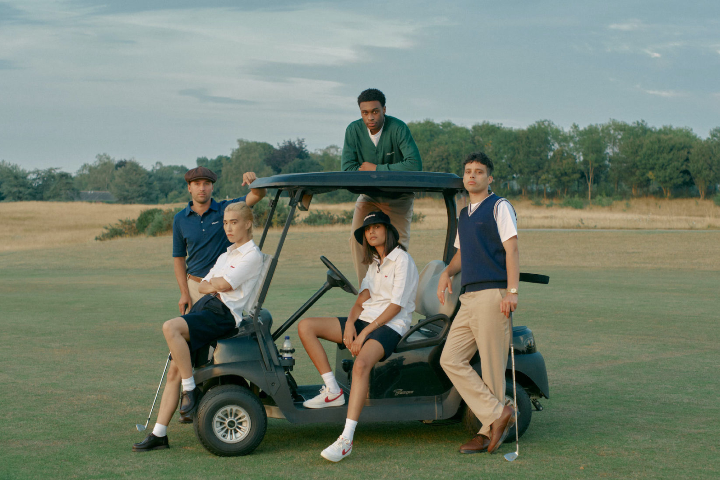 Diseño de marca y web para marca de ropa de Golf Manors UI UX Branding moda
